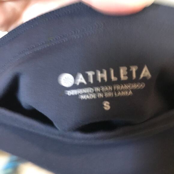 Athleta All In Crops Navy with Pockets S - Picture 6 of 7